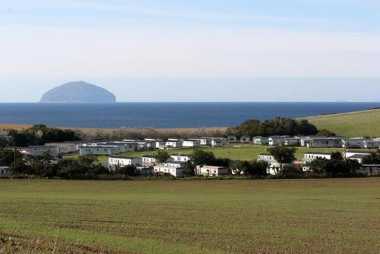 Turnberry Caravan Quiet Peaceful Location Near Golf Spas And Beaches Girvan Esterno foto
