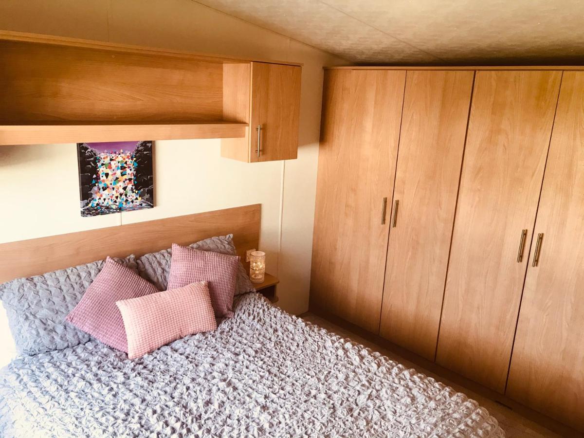 Turnberry Caravan Quiet Peaceful Location Near Golf Spas And Beaches Girvan Esterno foto