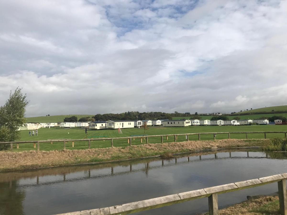 Turnberry Caravan Quiet Peaceful Location Near Golf Spas And Beaches Girvan Esterno foto